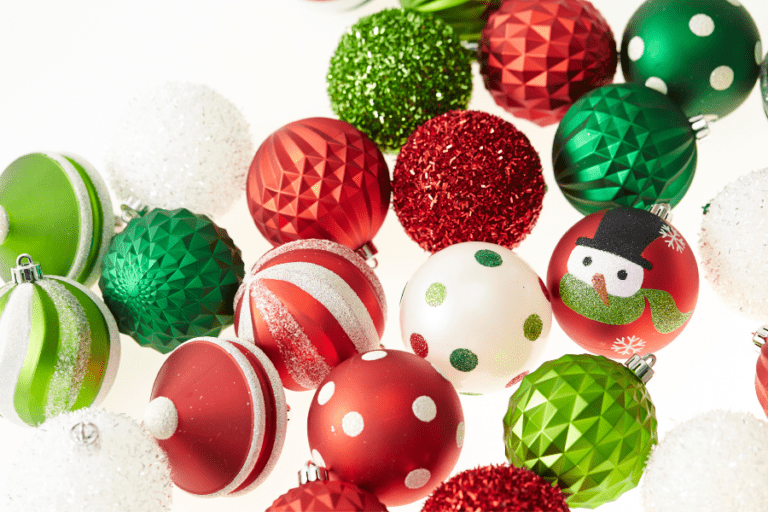 57 Cute and Easy Homemade DIY Christmas Ornaments