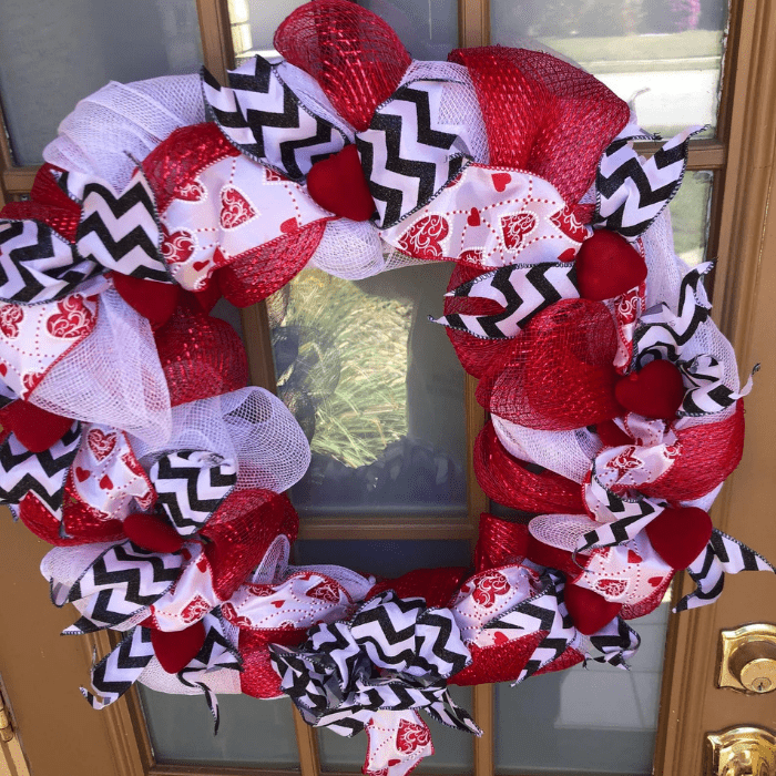 valentines day wreath