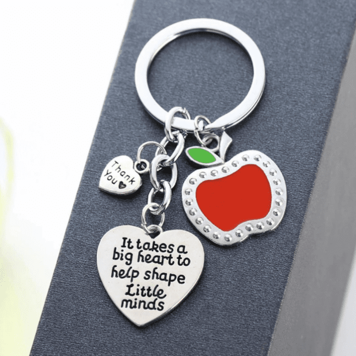 31 Amazing Teacher Appreciation Gifts to Get Your Favorite Teachers ...
