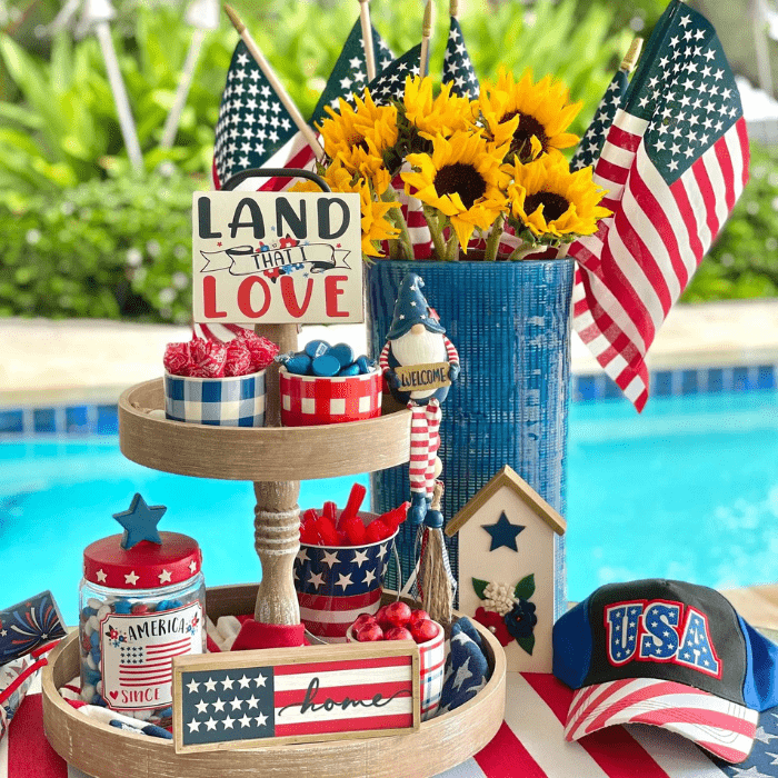 4th of July tiered tray decor