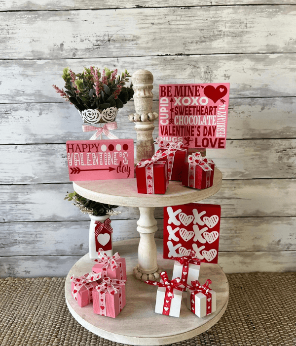 valentine Tiered tray