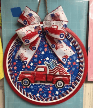 26 Dollar Tree Pizza Pan DIY 4th of July Wreaths - I Luve It