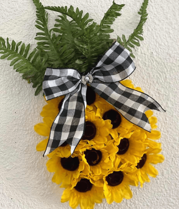 pineapple summer wreath