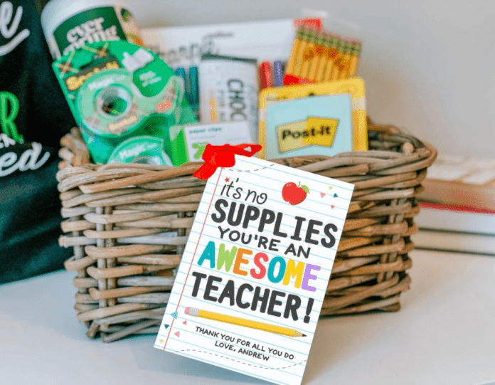 23 Cheap and Easy DIY Teacher Appreciation Gifts They'll Love - I Luve It