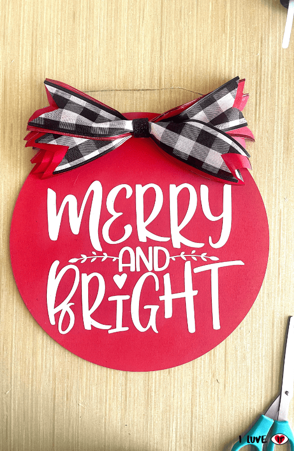 diy red and white christmas wreath